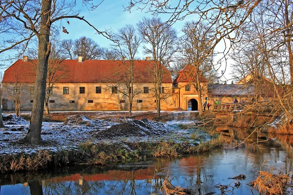 Letonya 'daki Slokenbeka Kalesi — Stok fotoğraf