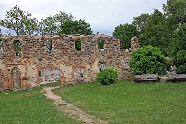 Dobele Letonia Mai 2019 Ruinele Castelului Dobele Castelul Fost Construit — Fotografie, imagine de stoc