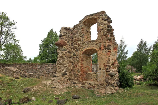 Dobele Letonia Mai 2019 Ruinele Castelului Dobele Castelul Fost Construit — Fotografie, imagine de stoc