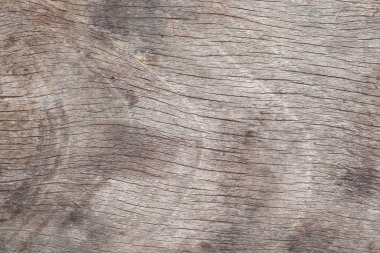 Odaklanmış bulanık arkaplan ile klasik ahşap masa yüzey deseni arkaplanı