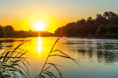 Don Nehri üzerinde şafak