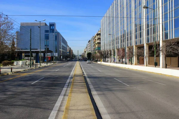 Atenas Grécia Março 2020 Avenida Suggrou Vazia Uma Das Ruas — Fotografia de Stock