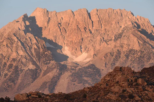 Wschód Słońca Wschodniej Zakres Sierra Nevada Kalifornii — Zdjęcie stockowe