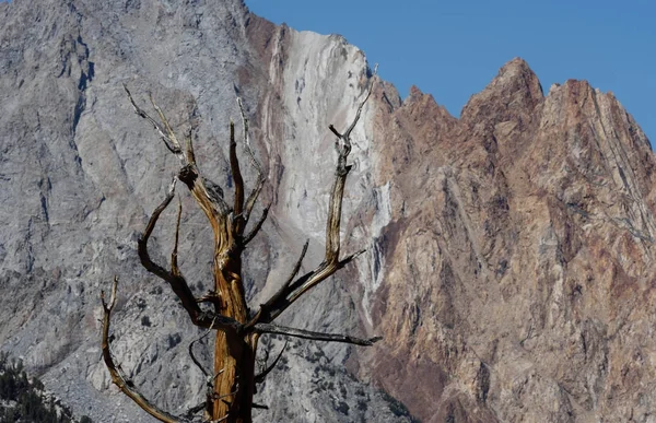 Paiute Crags Mavi Göl iz, John Muir Wilderness, Sierra Nevada aralığı, Kaliforniya