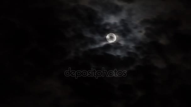 Timelapse de la lune la nuit 