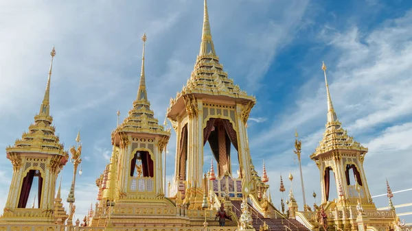 Královským krematoriem jeho Veličenstvo král Bhumibol Adulyadej — Stock fotografie