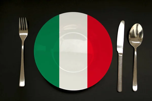 Platte mit italienischer Nationalflagge, Kopierraum — Stockfoto