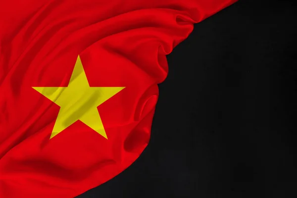 Color bandera nacional del estado moderno de Vietnam, seda hermosa, forma en blanco negro, concepto de turismo, economía, política, emigración, día de la independencia, espacio de copia, plantilla, horizontal — Foto de Stock