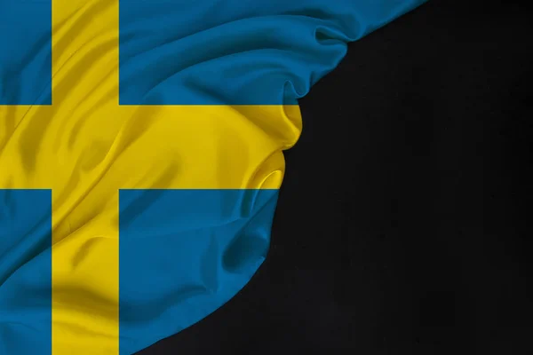 Bandiera nazionale dello stato moderno della Svezia, bella seta, bianco nero, concetto di turismo, economia, politica, emigrazione, giorno dell'indipendenza, spazio copia, modello, orizzontale — Foto Stock