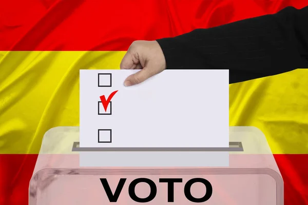 Volička Upustí Hlasování Transparentním Volebním Okénku Pozadí Státní Vlajky Španělska — Stock fotografie