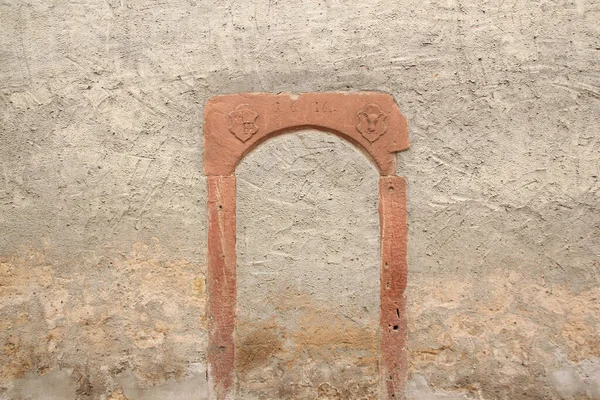 Kahverengi Bir Duvarın Yatay Dokusu Eski Bir Sıva Yapımı Eski — Stok fotoğraf