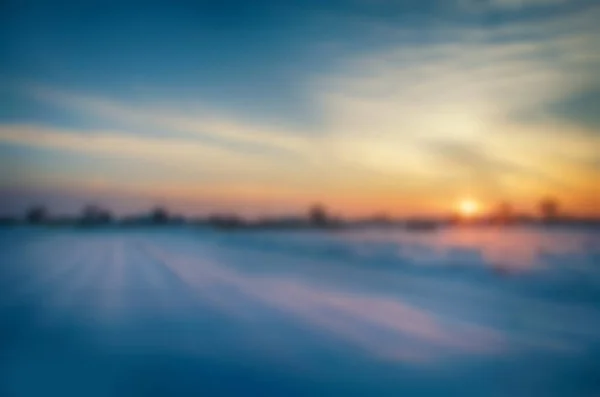 Fondo borroso de sol poniente de invierno. abstracción. invierno. lugar para el texto — Foto de Stock