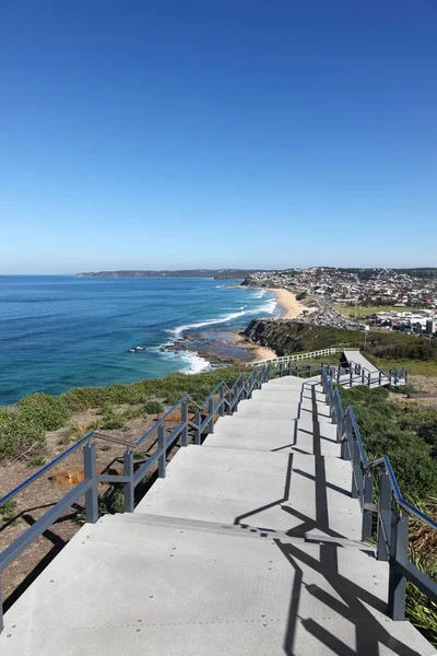 Anzak Yürüyüşü Bar Beach - Watanobbi Newcastle Avustralya