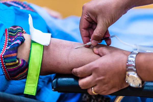 Collection blood in lab for checkup a health check