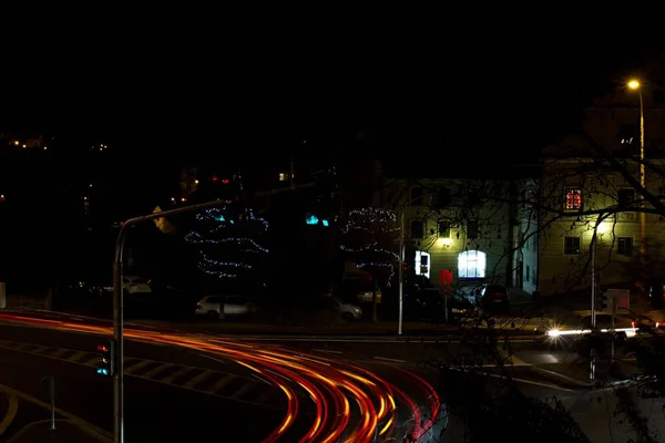 Natal Tráfego Sem Parar Estrada Noturna Cidade Junção Luz — Fotografia de Stock