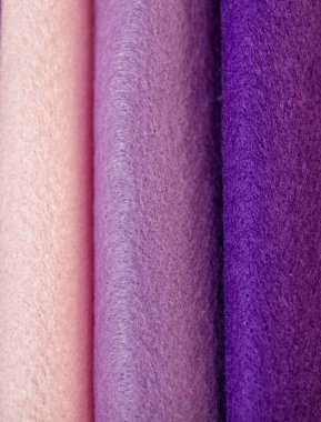 Renkli keçeli kalemler, parlak arkaplan 