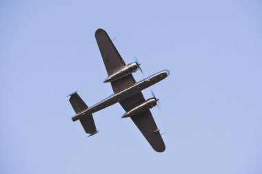 Redbull Kuzey Amerika B25 Mitchell çift motorlu orta bombardıman sırasında Airshow 2017 Radom (Polonya).