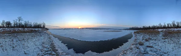 Panoram 360 Σφαιρικό Παγωμένος Ποταμός Βιστούλα Πολωνία — Φωτογραφία Αρχείου