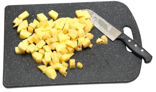 Patatas sin pelar picadas de Yukón —  Fotos de Stock