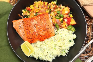 Somon ve Salantro-kireç pirinç