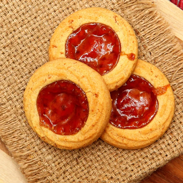 Raspberry Thunmbprint Cookies — Stock Photo, Image