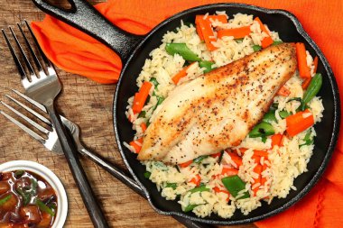 Yayın balığı ve Erik sosu