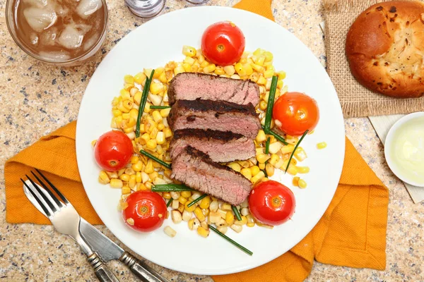 Pan-Seared Steak with Cherry Tomato and Corn Salad — Stock Photo, Image