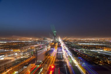 #4, geceleri Riyad manzarası zoom yürürlükte