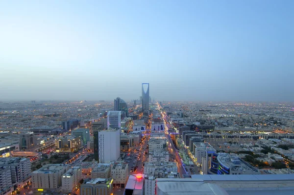 Riyad manzarası gece görünümü #8