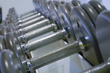 Dambıl halter salonunda için satır