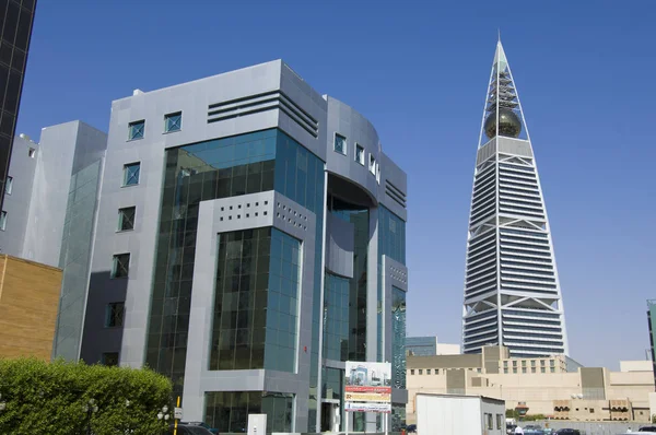 Al Faisaliah Kulesi ve çevresi 21 Ekim, 2007 Riyad