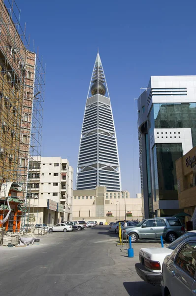 Al Faisaliah Kulesi ve çevresi 21 Ekim, 2007 Riyad