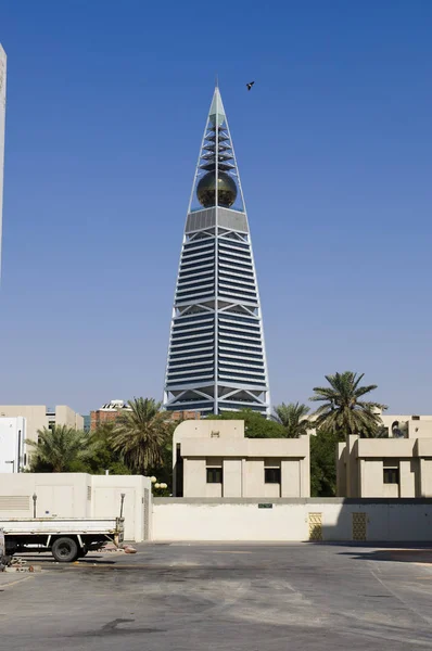 Al Faisaliah Kulesi ve çevresi 21 Ekim, 2007 Riyad