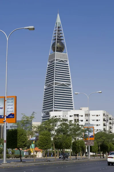 Al Faisaliah Kulesi ve çevresi 21 Ekim, 2007 Riyad