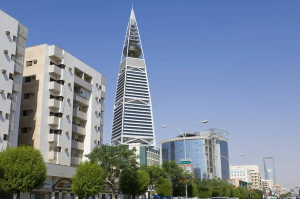 Al Faisaliah Kulesi ve çevresi 21 Ekim, 2007 Riyad