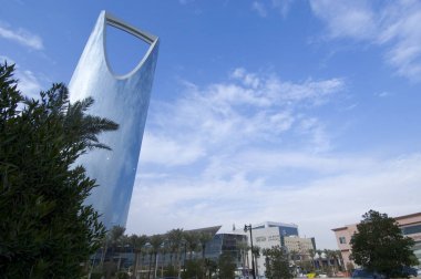 Riyad - 12 Ocak: Al Mamlaka Kulesi ve çevresi Januar üzerinde
