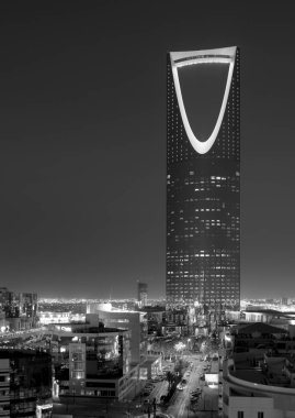 Riyad - 27 Mart: Al Mamlaka Kulesi ve çevresi tarih 03-27-20