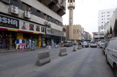 Dükkanlar ve alışveriş içinde eski 