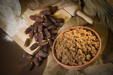 Hunaini, Suudi Arabistan geleneksel tatlılar tarihleri ve Saj yapılmış 