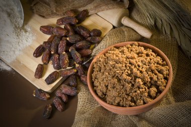 Hunaini, Suudi Arabistan geleneksel tatlılar tarihleri ve Saj yapılmış 