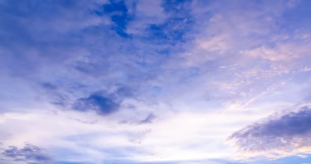 Zeitraffer Wolkenhimmel Wolkenbewegungen Und Sonnenlicht — Stockvideo