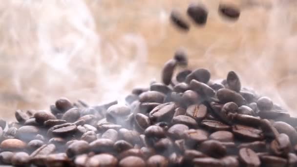 Кофейные Зерна Замедленной Съемке — стоковое видео