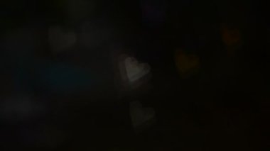 Doğal arkaplanda renkli hava kabarcığı