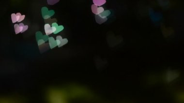 Doğal arkaplanda renkli hava kabarcığı