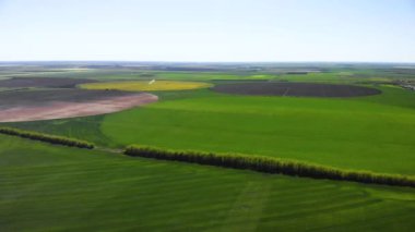 Büyüyen Kırsal Arazi Üzerinde Hava, Uçuş