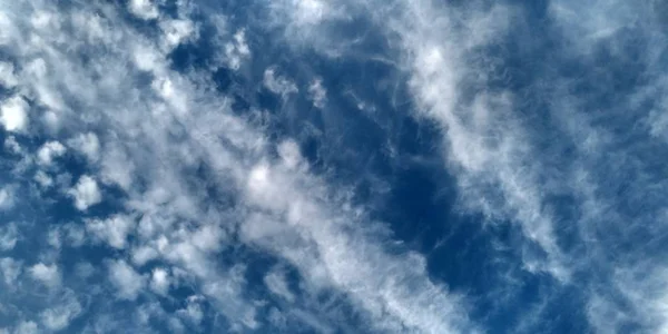 Sky clouds. Abstract blurred cyan gradient of spring sky. — Stock Photo, Image