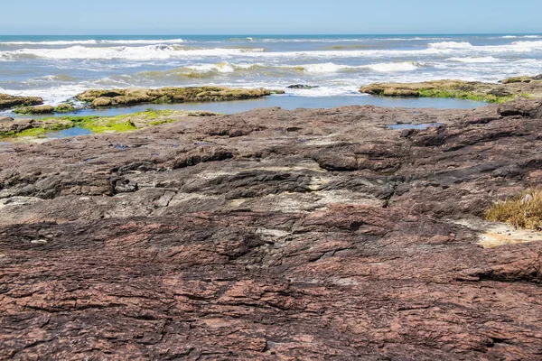Pedras na praia Guarita em Torres — Fotografia de Stock