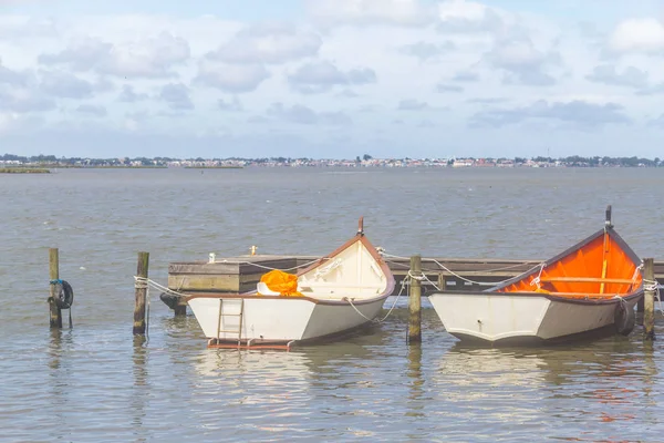 Boats anchored in Lagoa do Patos lake — Stock Photo, Image
