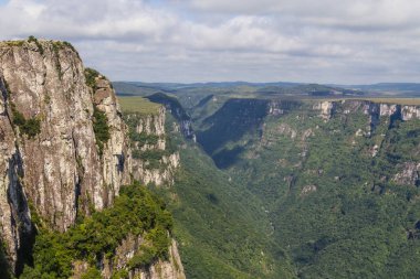 Cliffs at Fortaleza Canyon