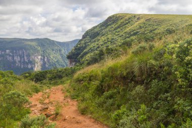 Fortaleza Kanyon'da iz